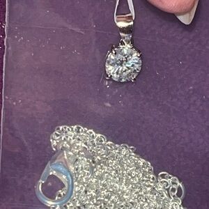NWT Moissanite 0.8 carat Pendent Necklace